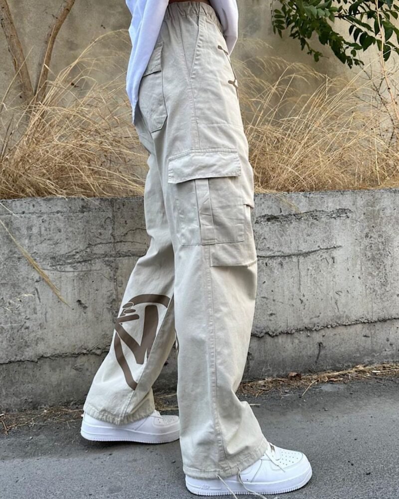 DF PREMIUM BEIGE MINUS TWO CARGO PANTS - Image 3