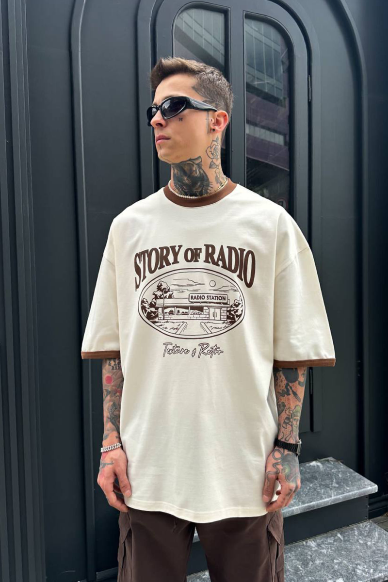 STORY OF RADIO BEIGE TSHIRT