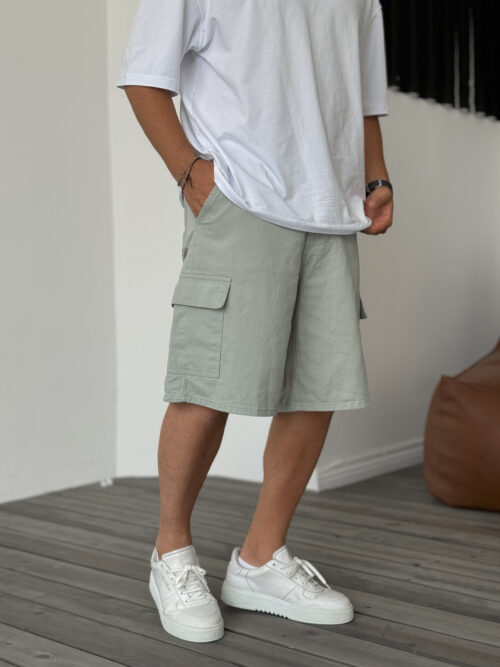 Relaxed Fit Cargo Shorts - Mint Green