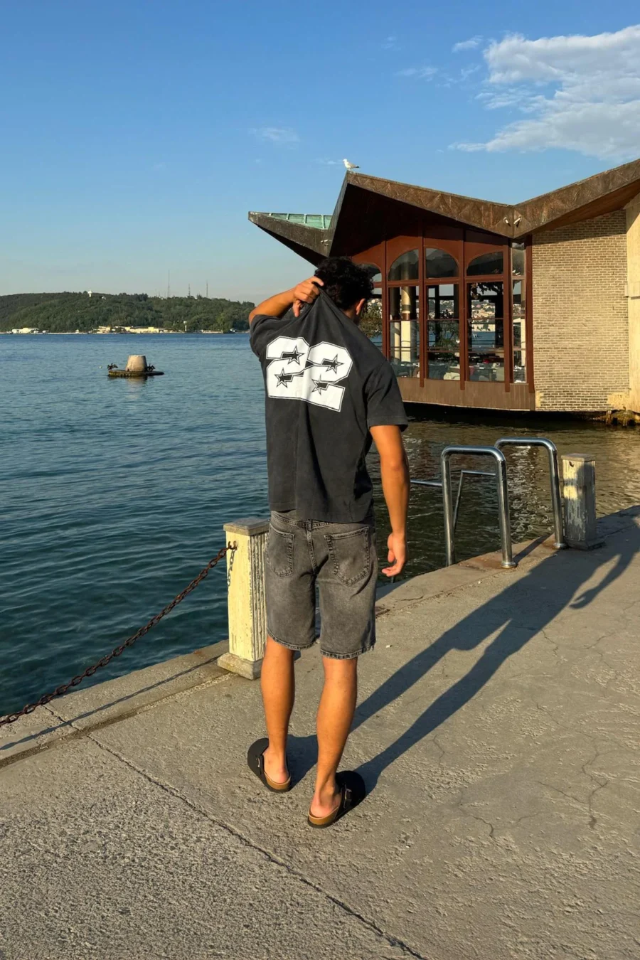 "Twenty Two" Star Graphic Oversize T-Shirt - Acid Wash Black - Image 3
