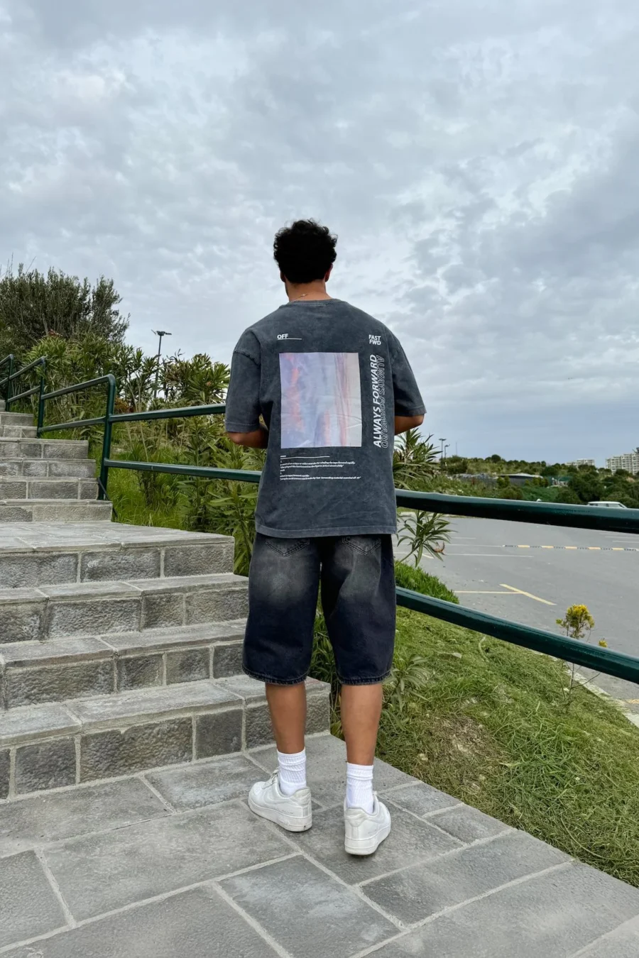 "1989" Graphic Acid Wash Oversize T-Shirt - Anthracite - Image 5