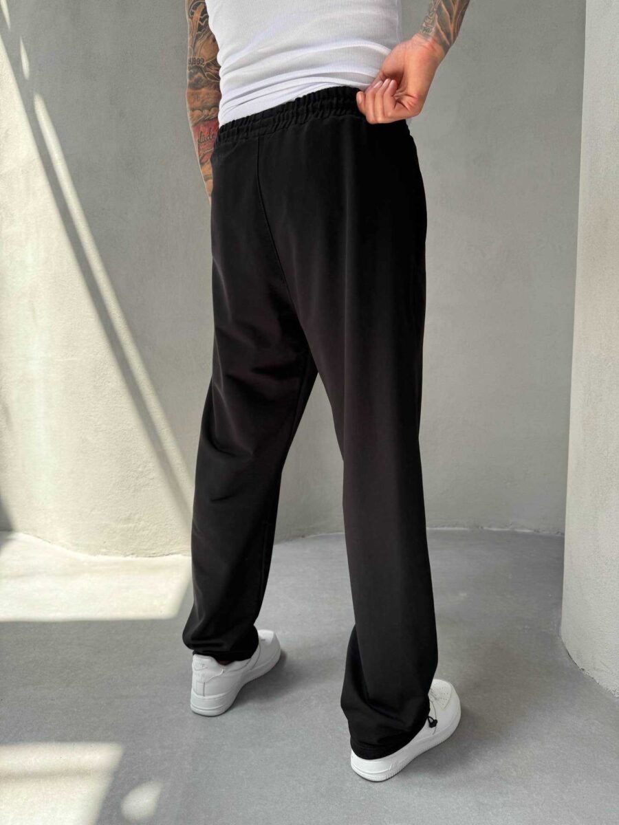 The Essential Heavyweight Sweatpants Collection - Image 9