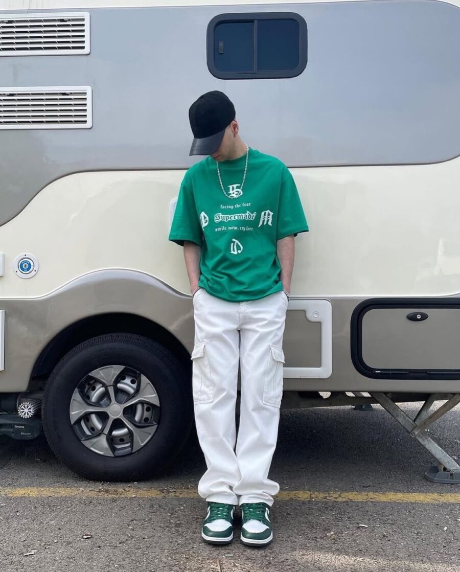 Baggy Fit White Denim Cargo Pants - Image 3