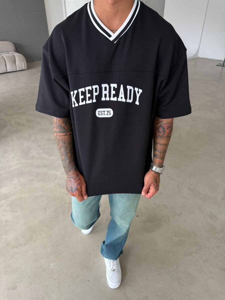"Keep Ready" Oversized V-Neck T-Shirt - Black Urban Style - Image 2
