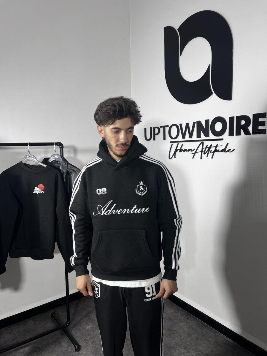 "Adventure" Premium Black Oversize Hoodie