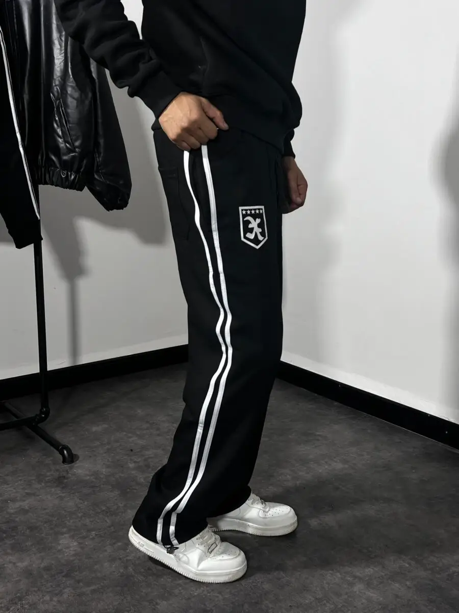 "91 Curry Pepper" Premium Black Sweatpants - Image 3