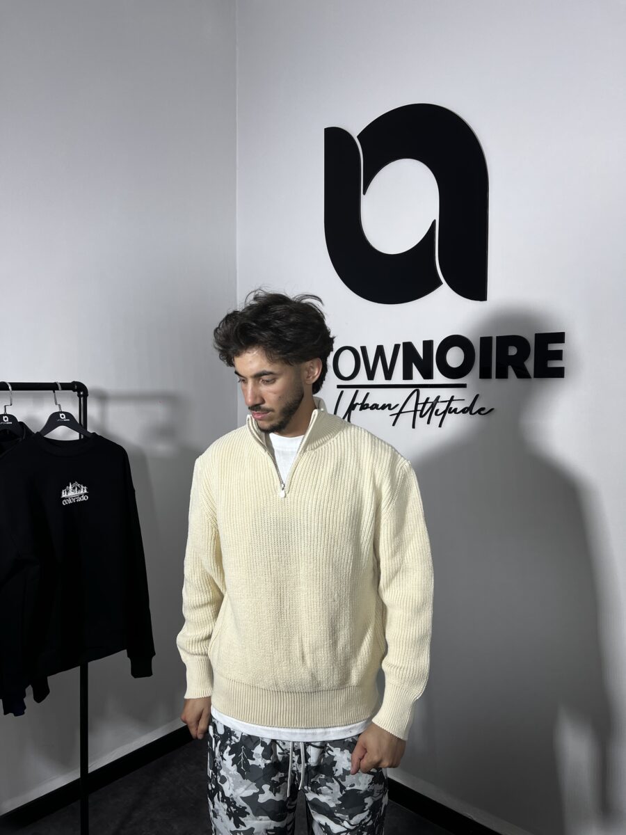 "Old Money" Premium Beige Sweatshirt - Image 5