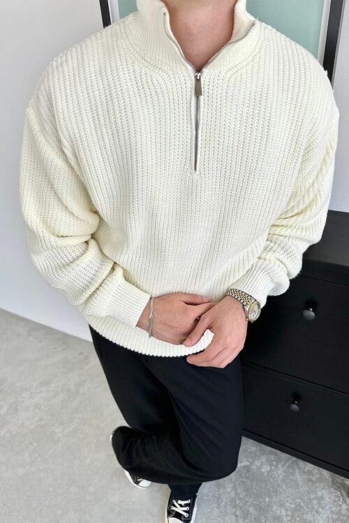 "Old Money" Premium Beige Sweatshirt