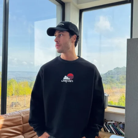 "Japan" Premium Black Oversize Sweatshirt