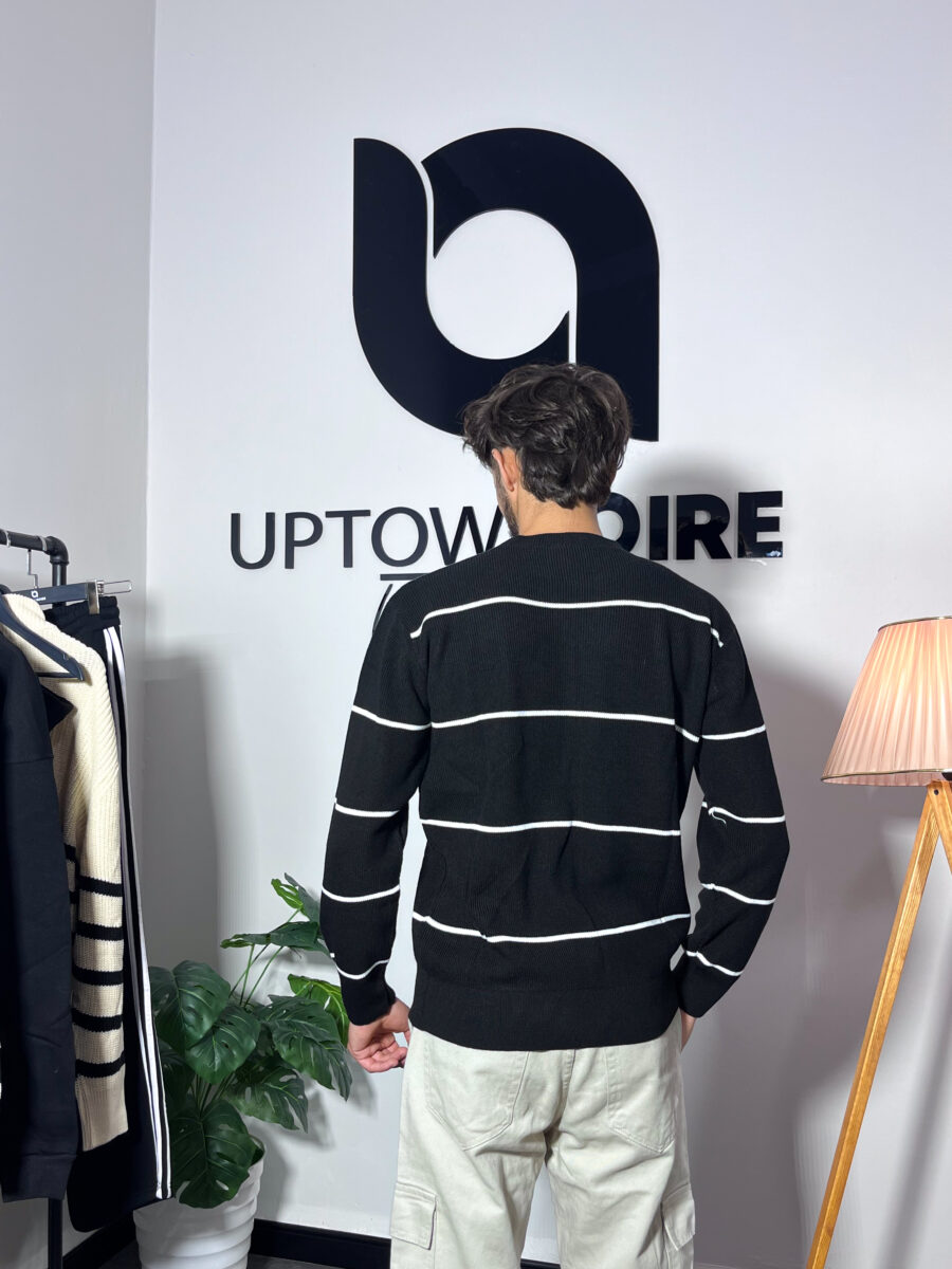 Stripped Black And White Oversize Sweatshirt - Image 3