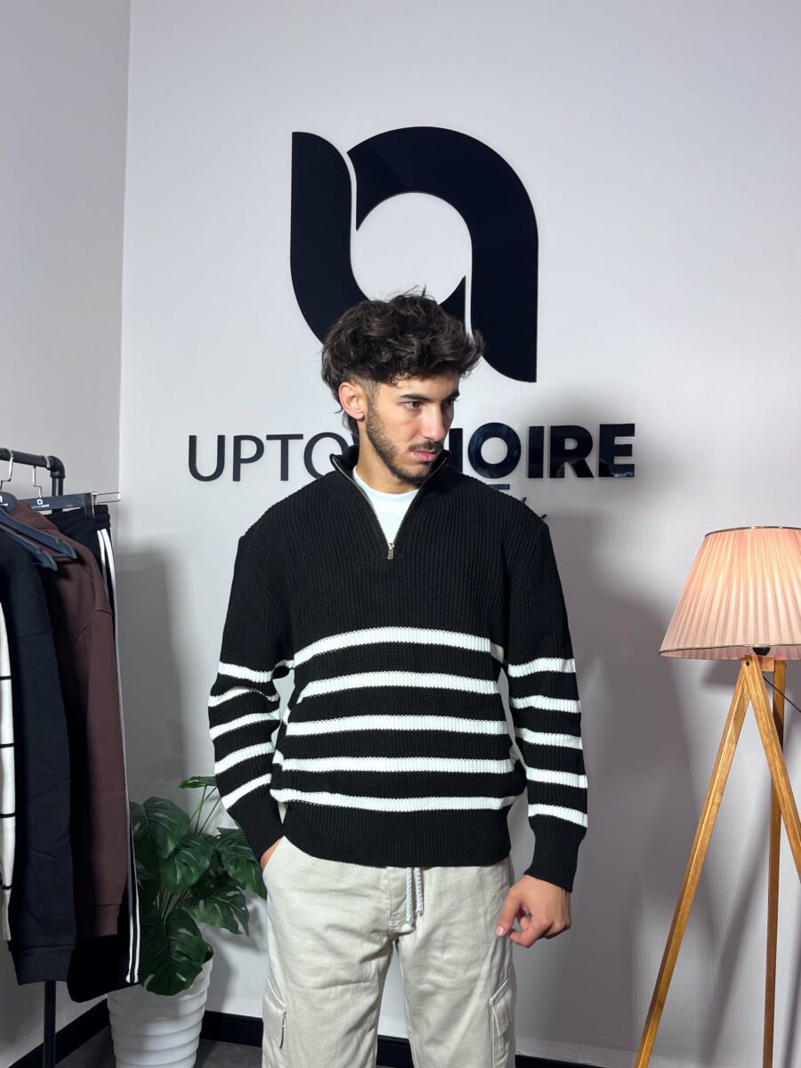 Knit Zipped Polo Black And White Sweatshirt
