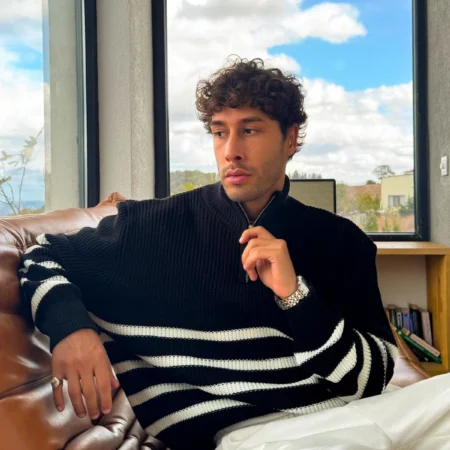 Knit Zipped Polo Black And White Sweatshirt