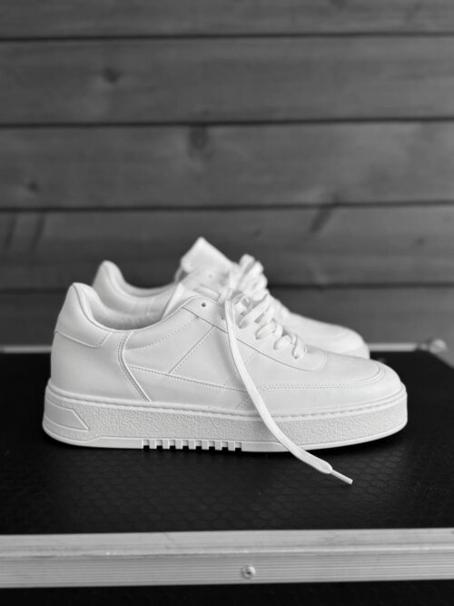 Giesto Basic White Sneakers