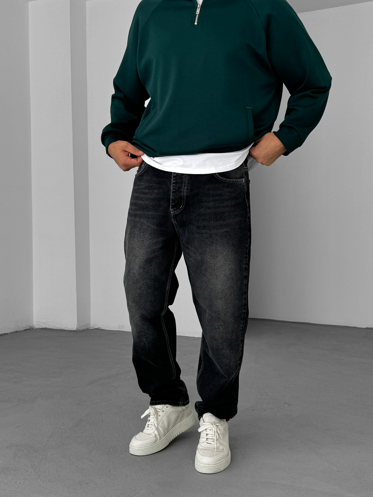 KE - Anthracite Stitched Washed Baggy Jeans - Image 4