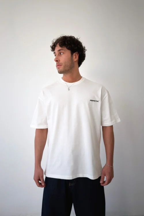 PERSPECTIVE OVERSIZE WHITE T-SHIRT