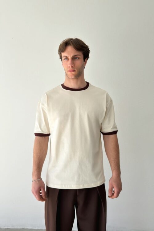 BEIGE OVERSIZE TSHIRT WITH BROWN ROUND COLLAR