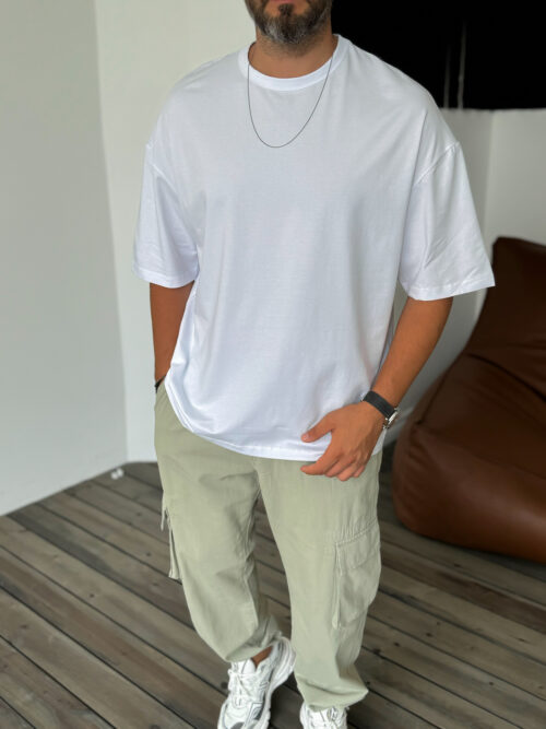 BASIC WHITE OVERSIZE PREMIUM TSHIRT