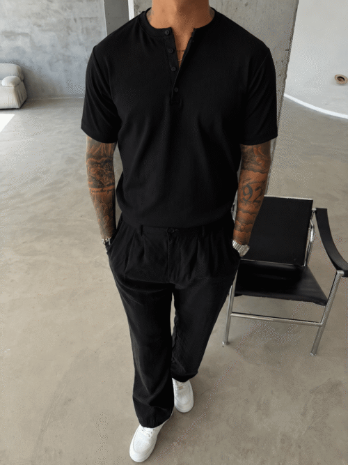 RELAXED BLACK HENLEY TSHIRT