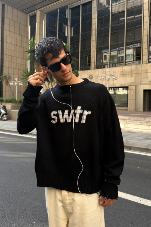 SWTR BLACK CROPPED KNIT SWEAT