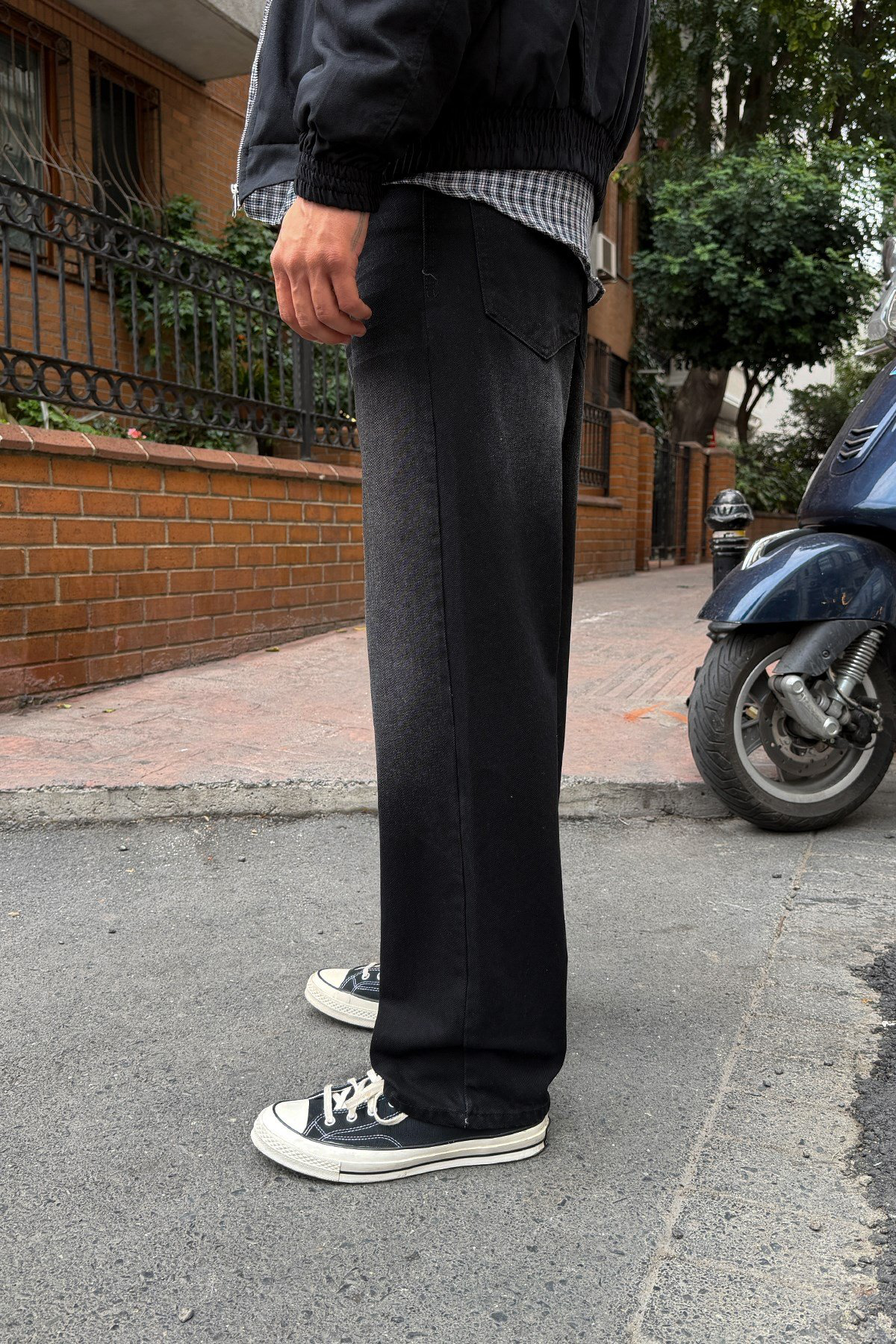 STRAIGHT STRIPED BLACK JEANS - Image 4